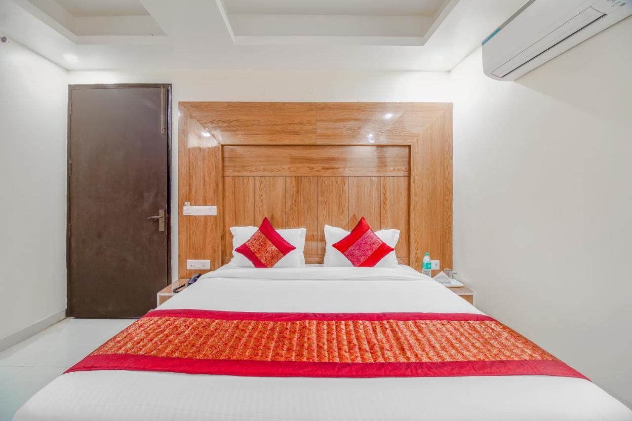 Hotel Classic Neu-Delhi Exterior foto